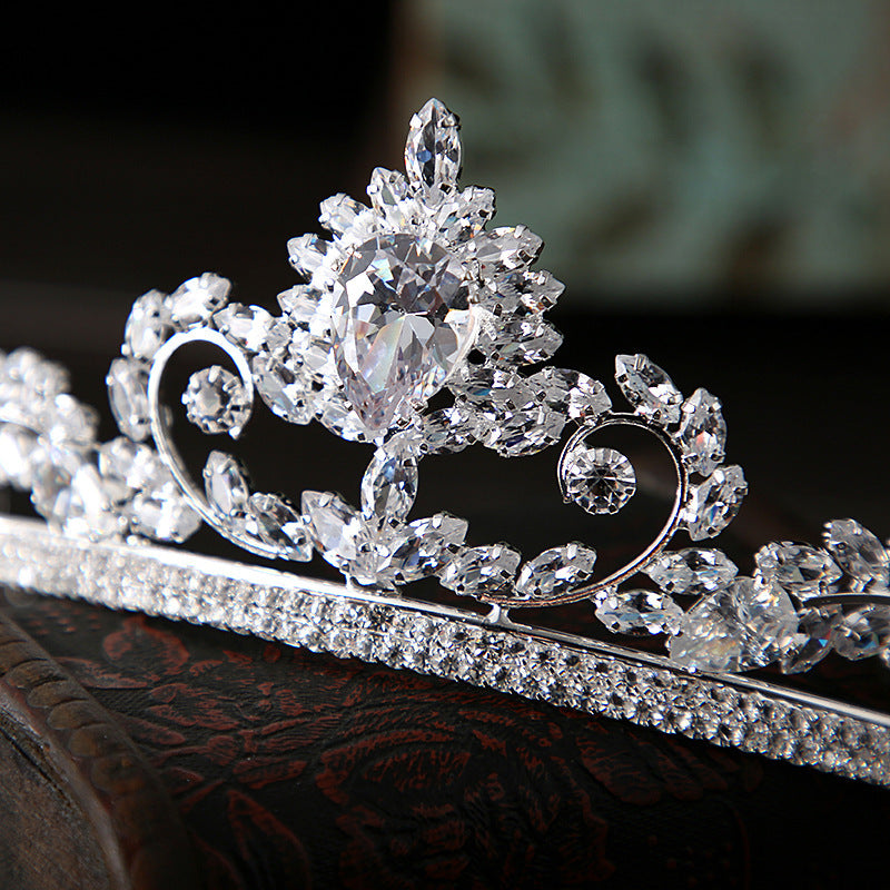 Silver zircon crown