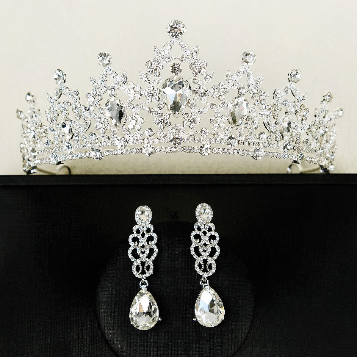Ladies Zircon Crown Eardrop Two-piece Set