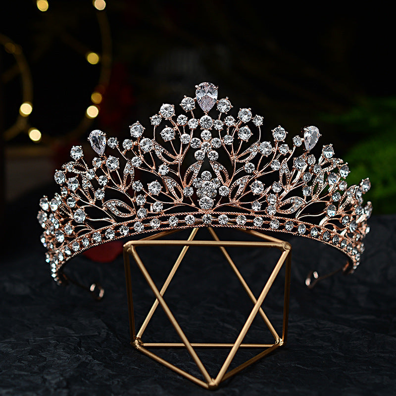 The Aïsha Crown