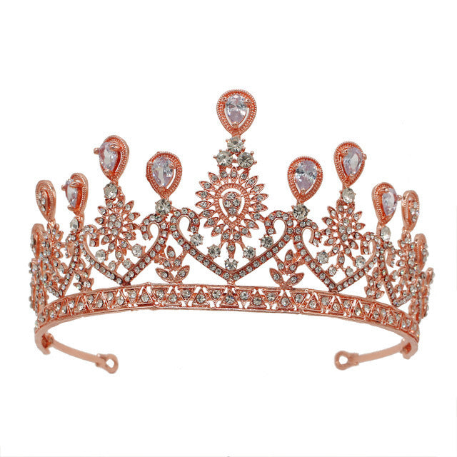The Queen VËNGĖ Crown